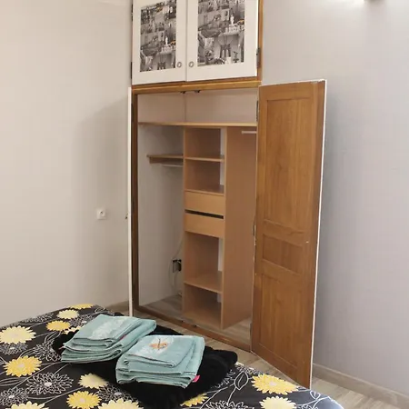 Proche Lezignan Corbieres, Maison Spacieuse Avec Terrasse Apartment Ferrals-lès-Corbières