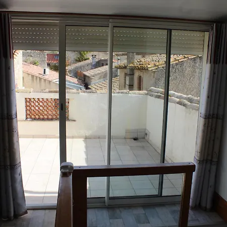 Proche Lézignan Corbières, Maison Spacieuse Avec Terrasse *