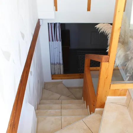 Apartmán Proche Lezignan Corbieres, Maison Spacieuse Avec Terrasse Ferrals-lès-Corbières